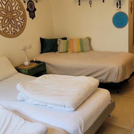נקודות ריפוי Apartment Tirat Carmel Exterior photo
