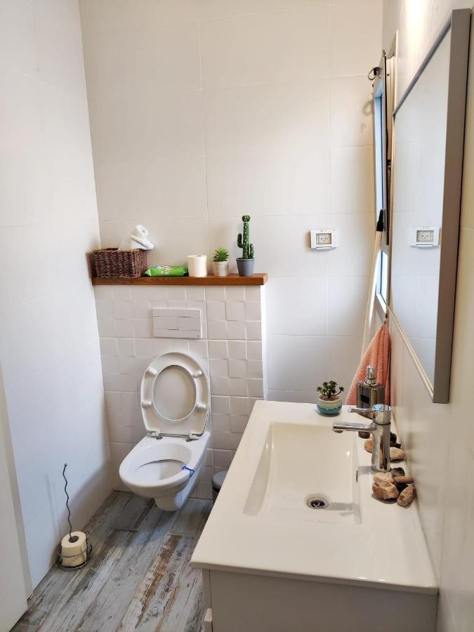 נקודות ריפוי Apartment Tirat Carmel Exterior photo