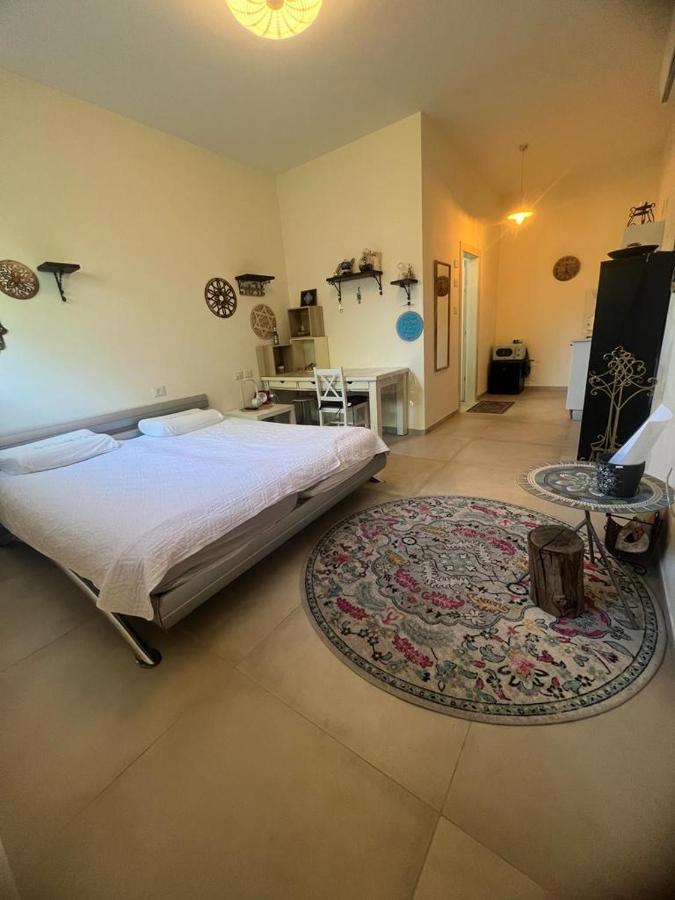 נקודות ריפוי Apartment Tirat Carmel Exterior photo